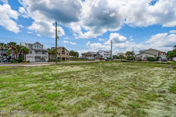 949 S FLETCHER AVE, FERNANDINA BEACH, FL 32034, photo 3 of 24