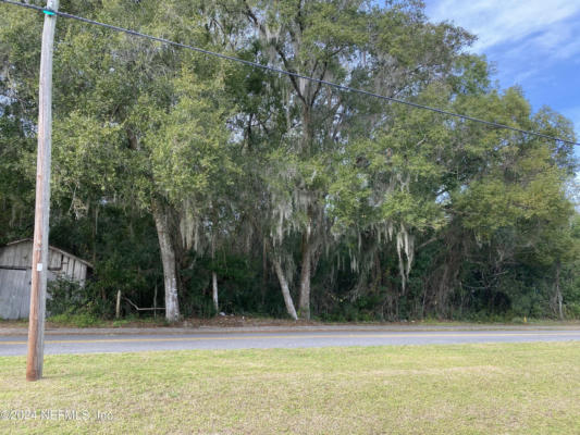 605 N SUMMIT ST, CRESCENT CITY, FL 32112, photo 5 of 13